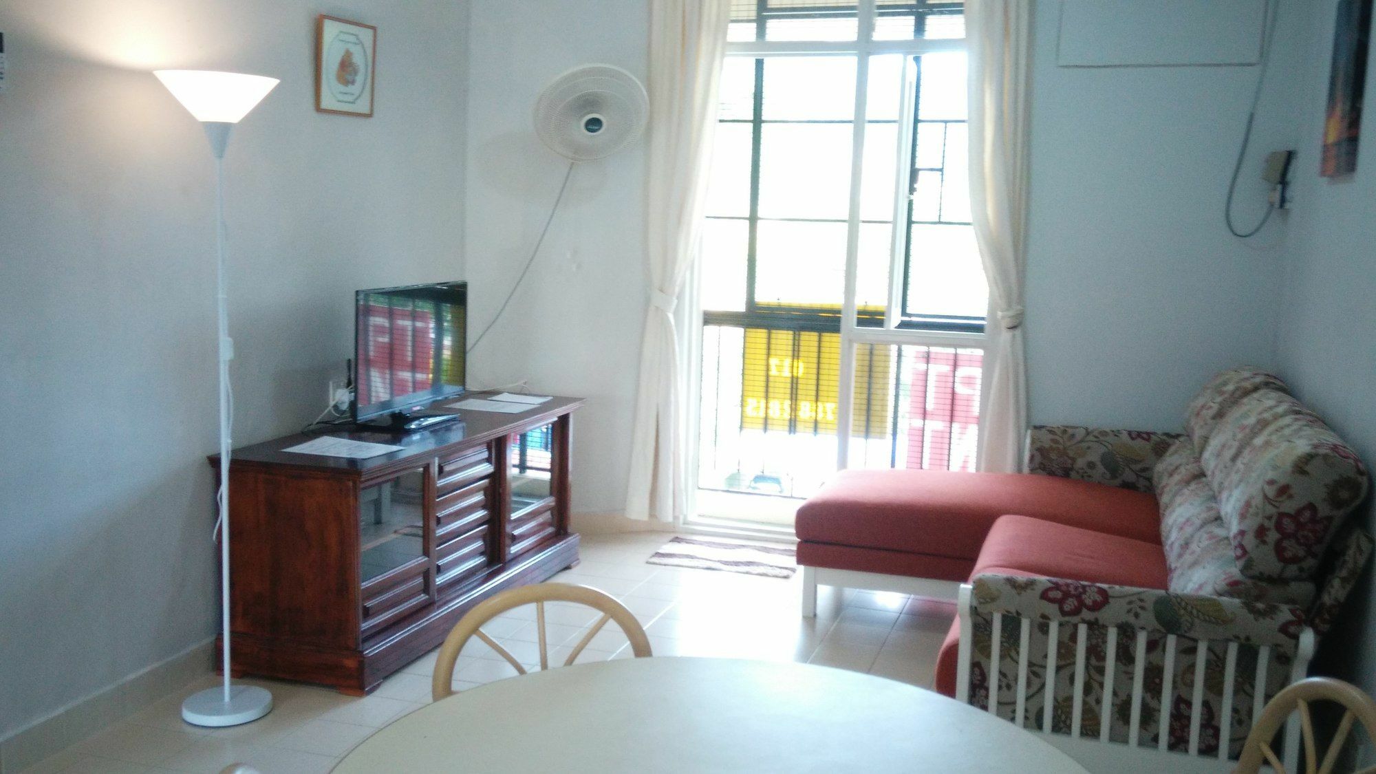 Pinang Beach Apartment @ Bayu Emas Batu Ferringhi Exterior foto